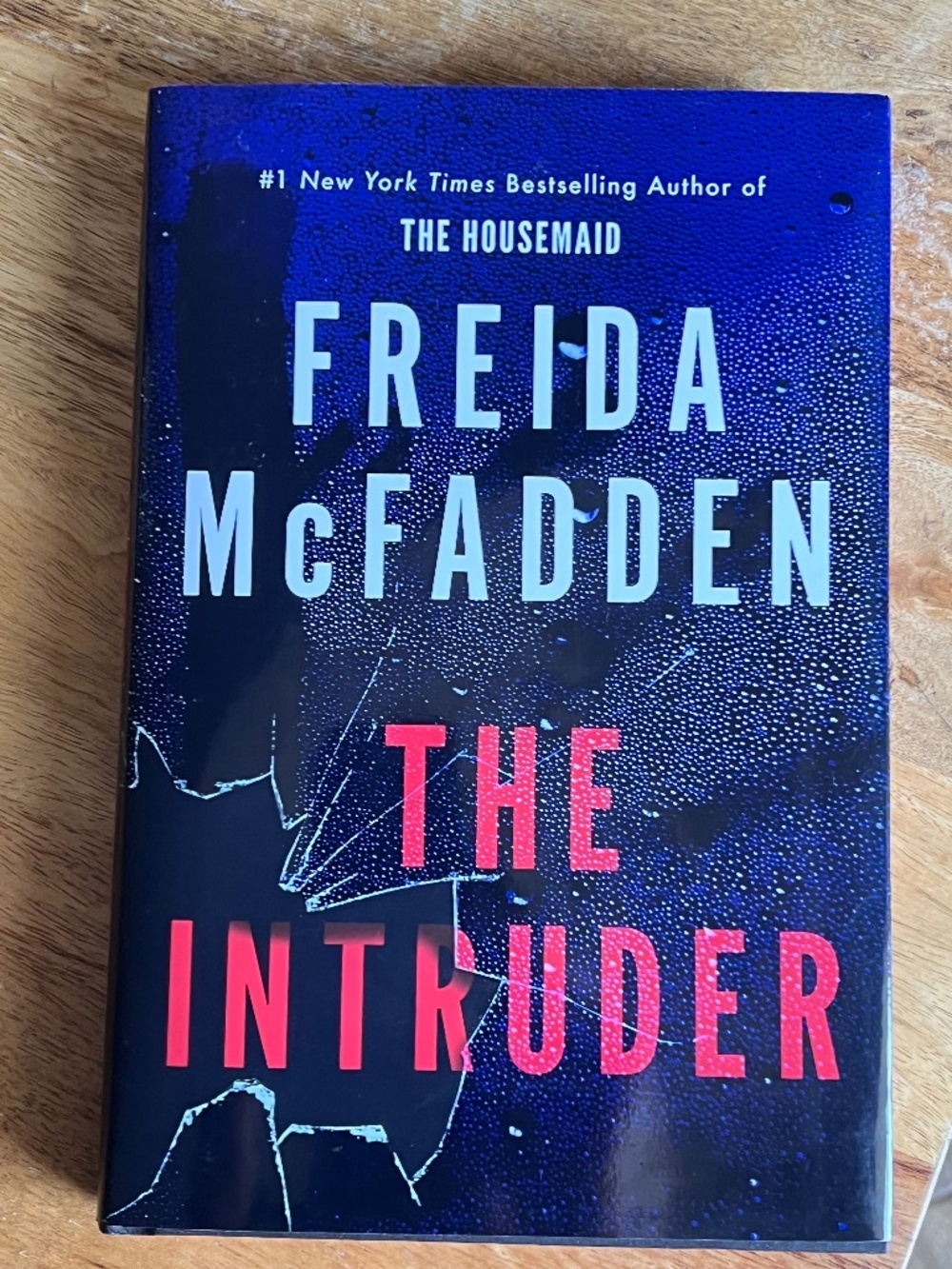 Book - The Intuder Freida McFadden